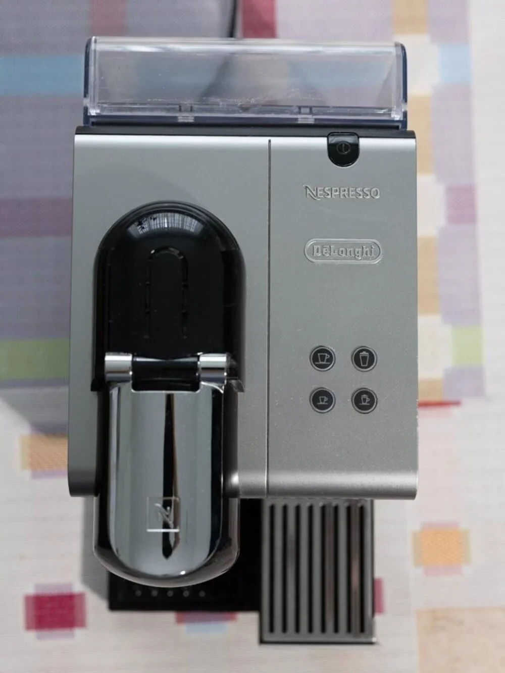 Nespresso Lattissima+ DeLonghi EN520SL Espresso Machine Silver Black‎ Pod Maker